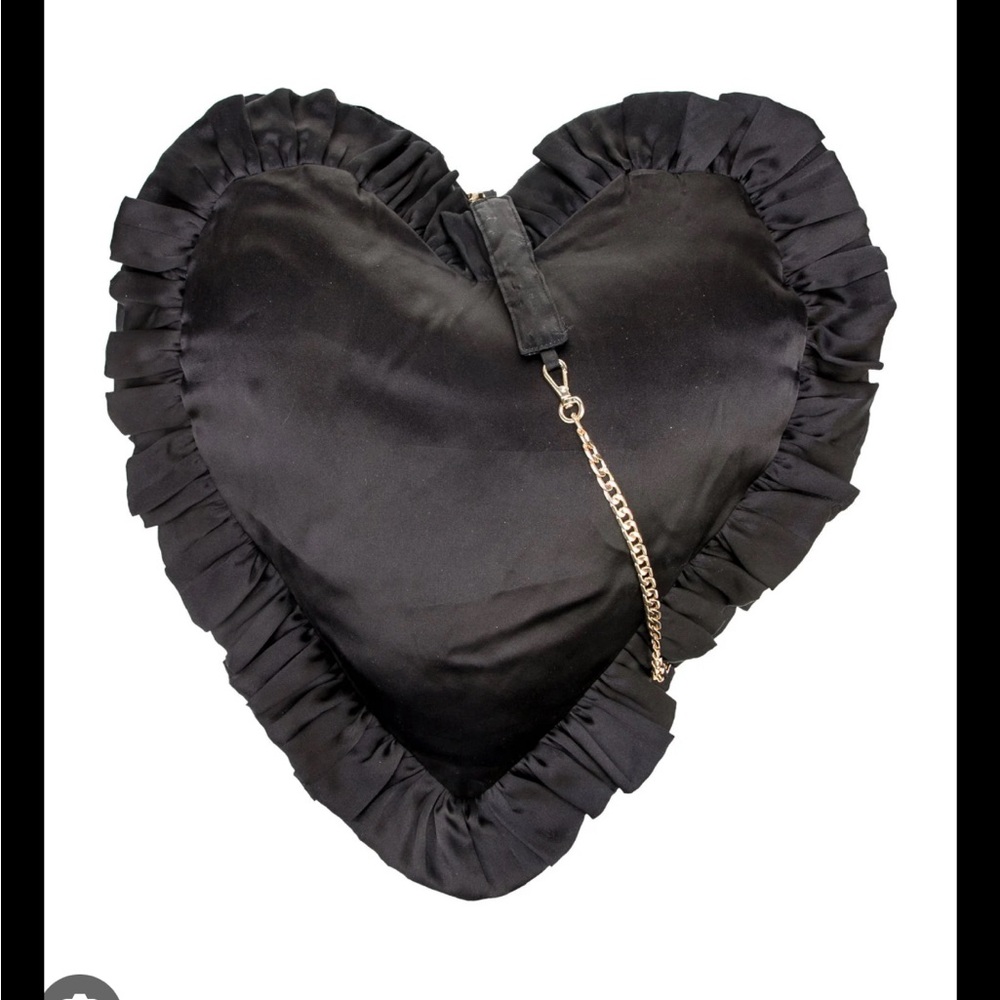 Raven pillow heart purse by Selkie